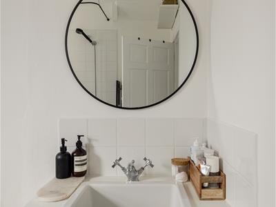 Picture 19